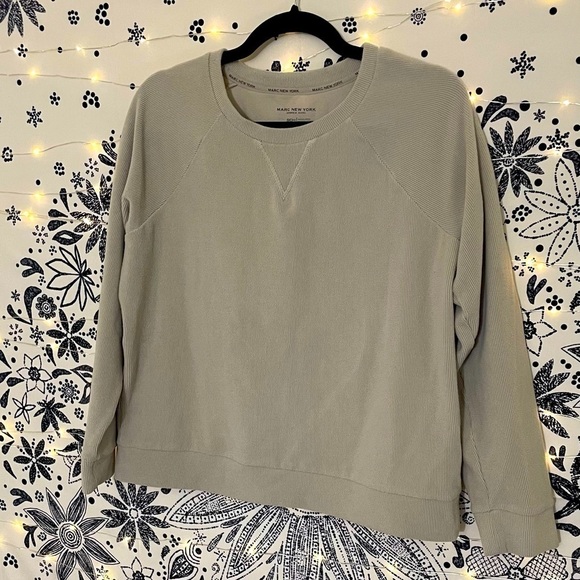 Marc New York tan beige neutral super soft and cozy sweatshirt - Picture 10 of 10